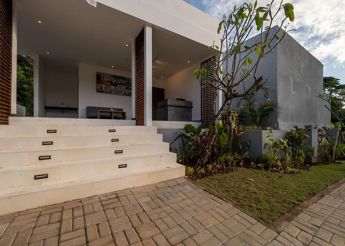 Villa Prawara